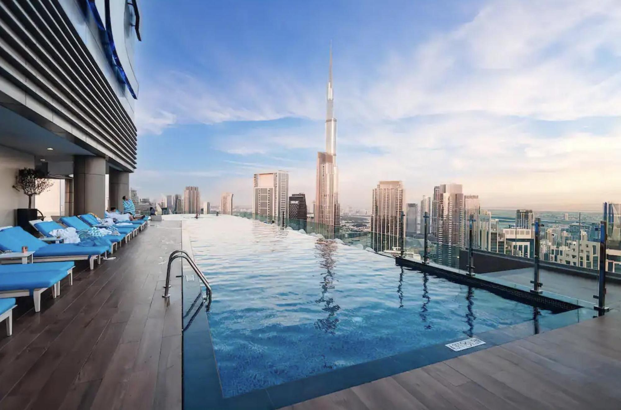 Apartamento Highest Infinity Pool In Downtown Dubái Exterior foto