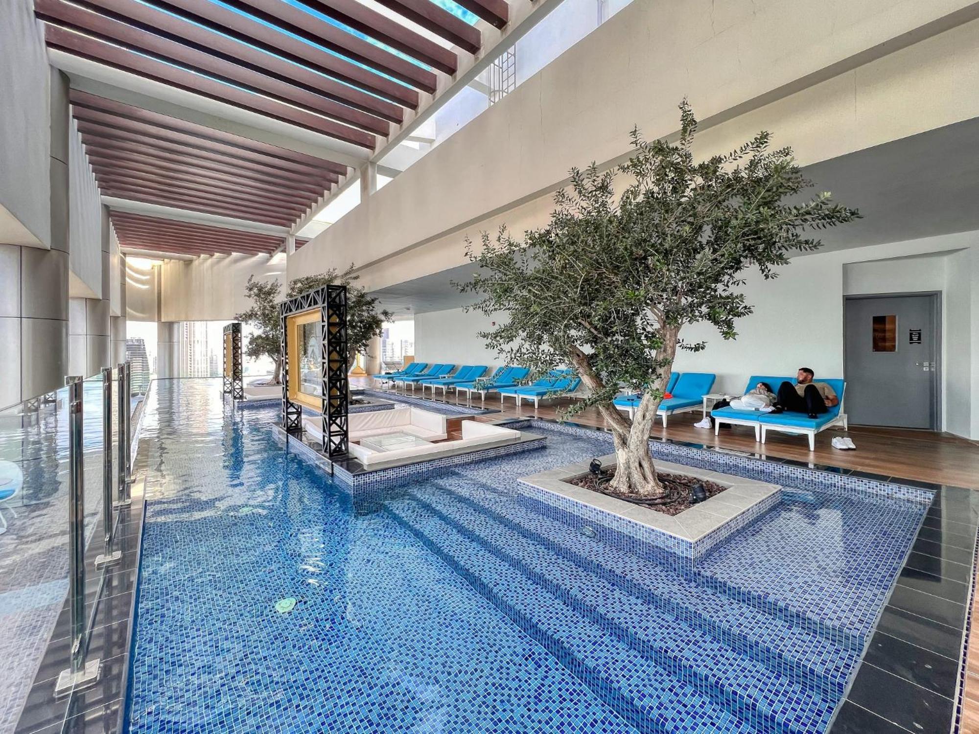 Apartamento Highest Infinity Pool In Downtown Dubái Exterior foto
